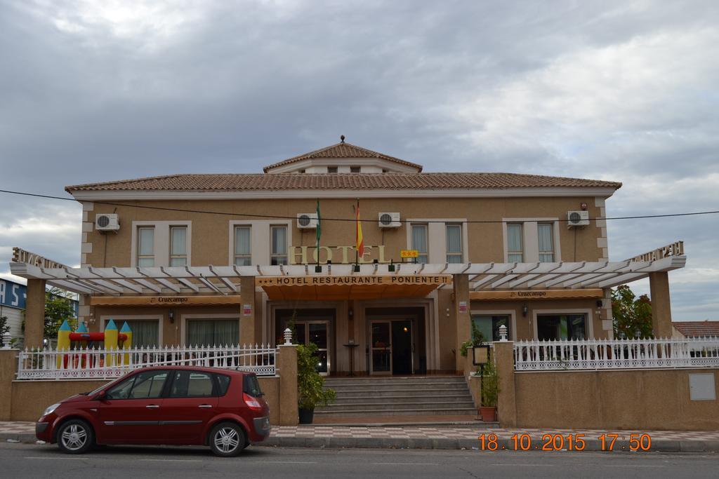 Hotel Poniente Moraleda De Zafayona Eksteriør billede