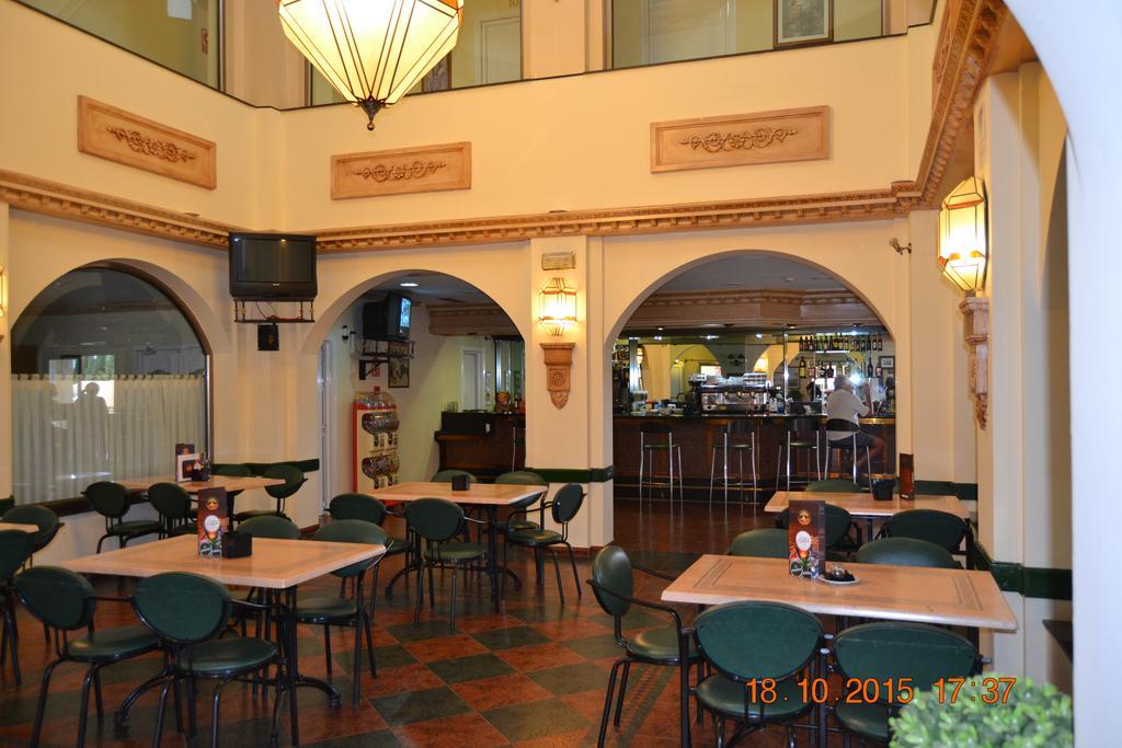 Hotel Poniente Moraleda De Zafayona Eksteriør billede