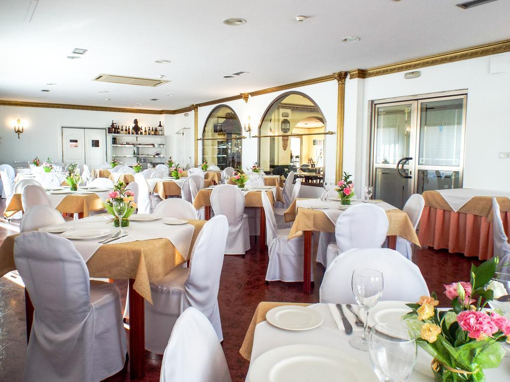 Hotel Poniente Moraleda De Zafayona Eksteriør billede
