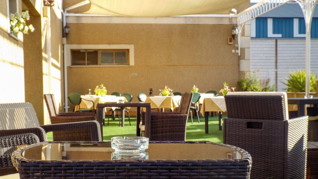 Hotel Poniente Moraleda De Zafayona Eksteriør billede